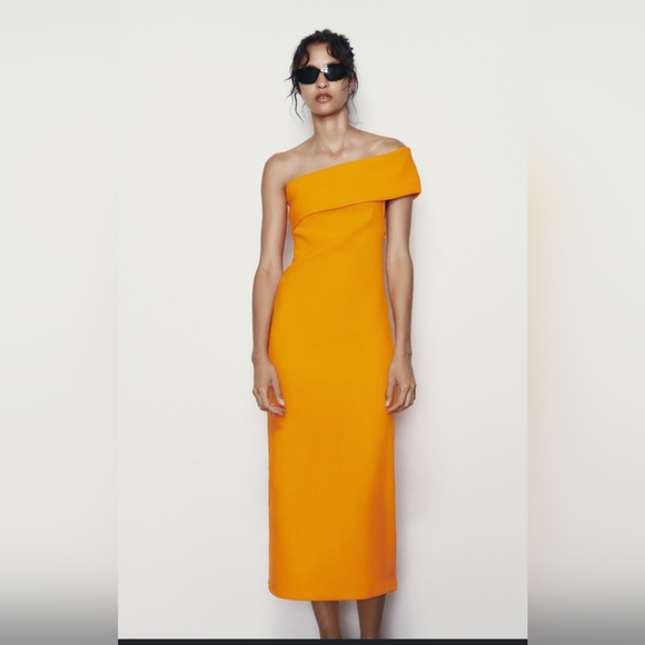Zara Dresses & Skirts - Zara Orange Dress Size M Orange fitted bandeau